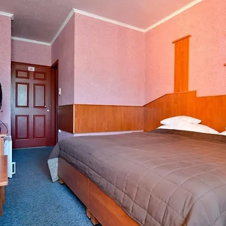 Bagolyvar 3* Inárcs