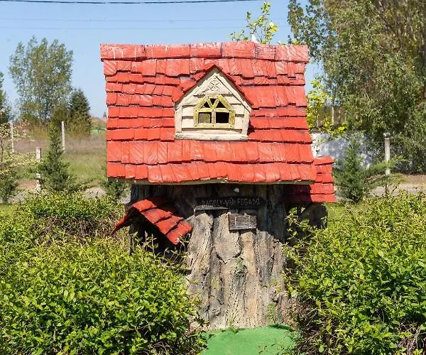 Bagolyvar 3*